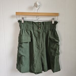 H&M Green High-Waisted Shorts